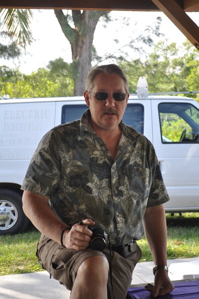 NP2IJ-Derric, Picnic 1010.JPG